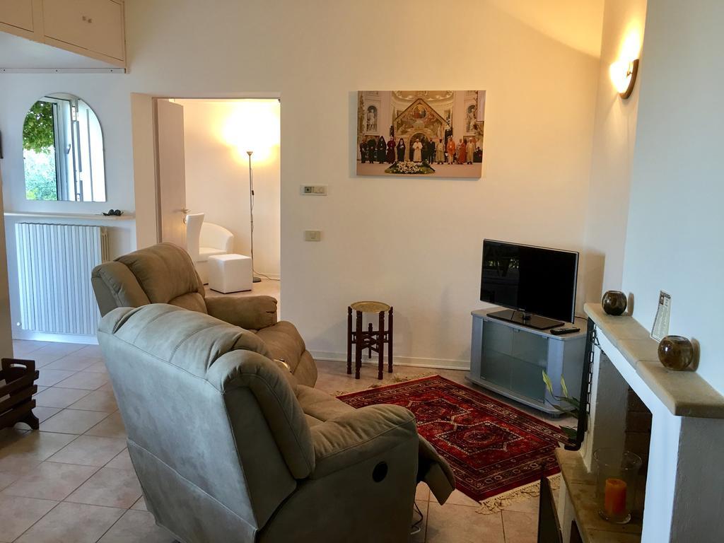Assisi Villa Randr 산비탈레 외부 사진
